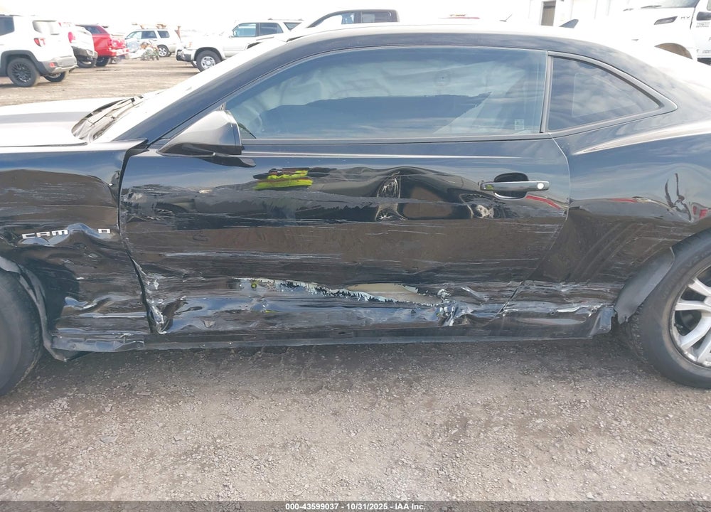2015 CHEVROLET CAMARO 1LS VIN: 2G1FA1E33F9301157