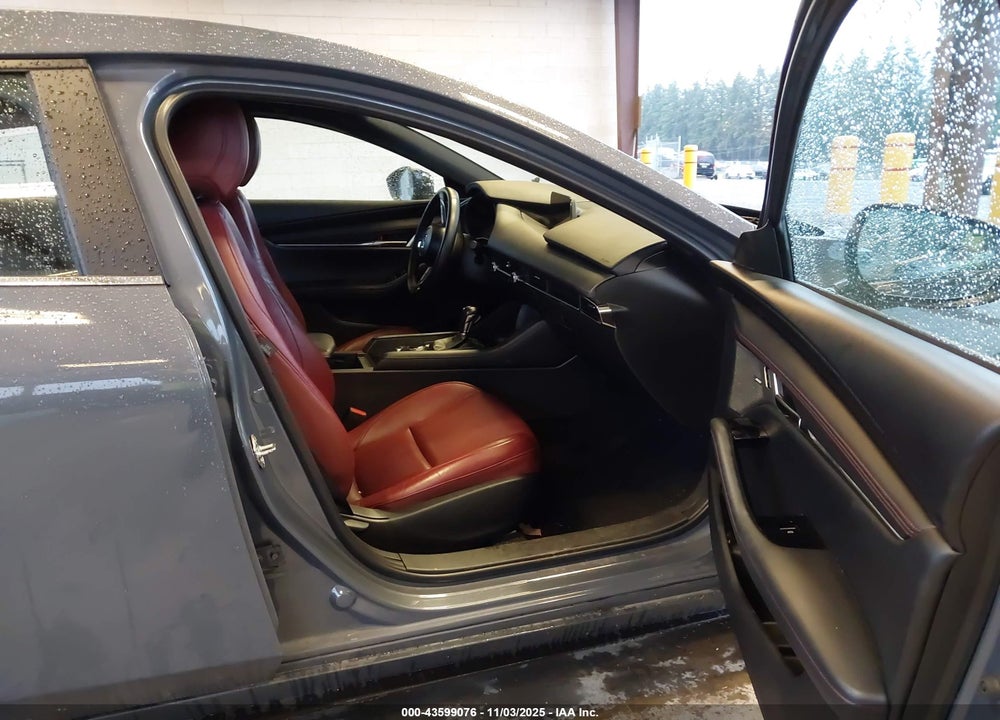 2022 MAZDA 3 CARBON EDITION VIN: JM1BPALL4N1520252