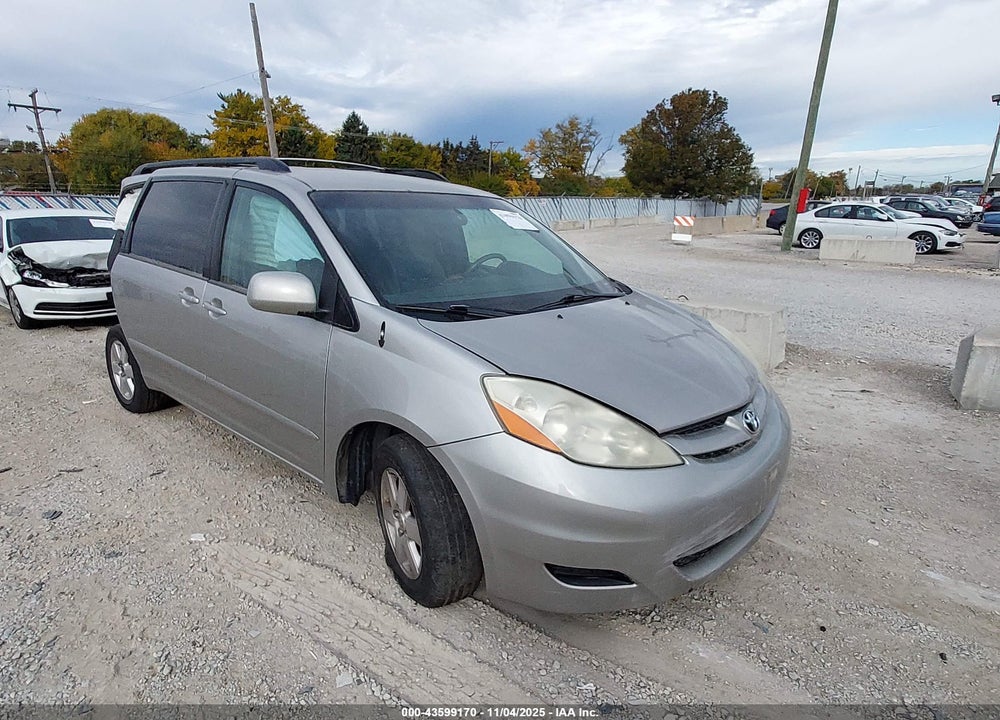 2008 TOYOTA SIENNA XLE VIN: 5TDZK22C78S211127