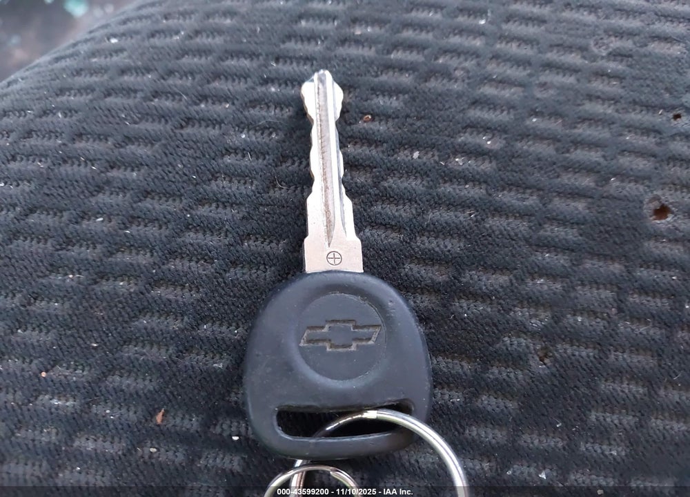 2008 CHEVROLET SILVERADO 1500 LT1 VIN: 1GCEK19J18Z192831