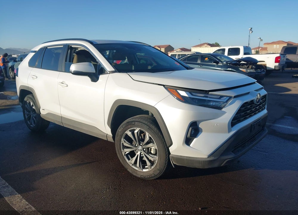 2023 TOYOTA RAV4 HYBRID XLE PREMIUM VIN: 4T3B6RFV8PU113568