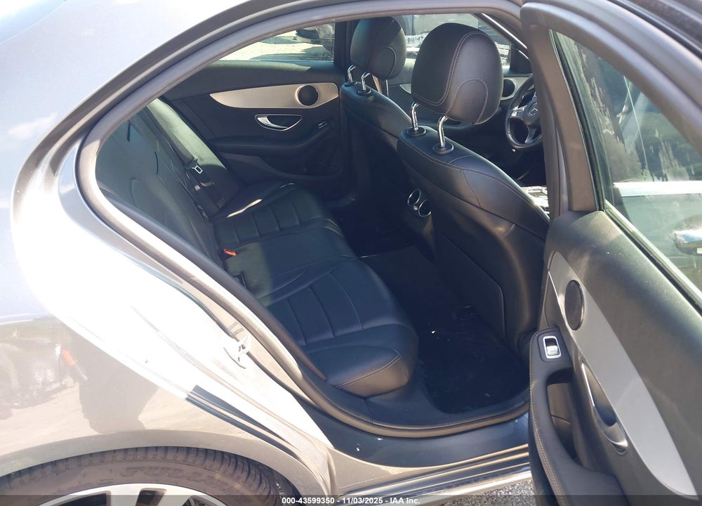 2018 MERCEDES-BENZ C 300 VIN: 55SWF4JB1JU263454