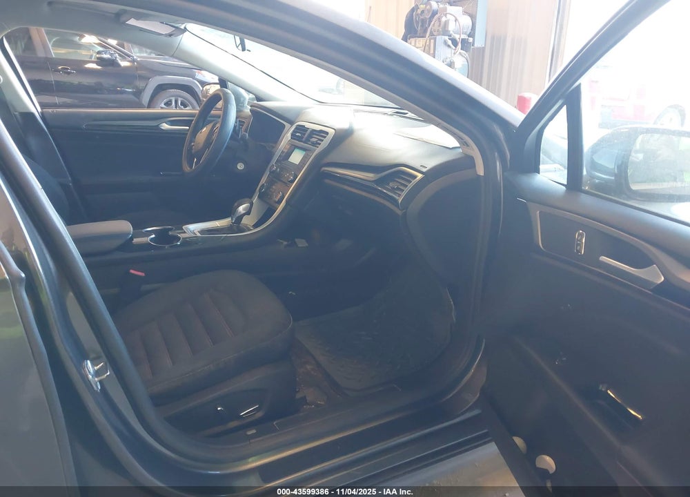 2016 FORD FUSION VIN: 3FA6P0T95GR264587