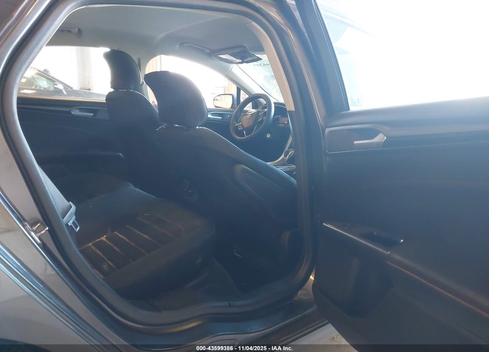 2016 FORD FUSION VIN: 3FA6P0T95GR264587