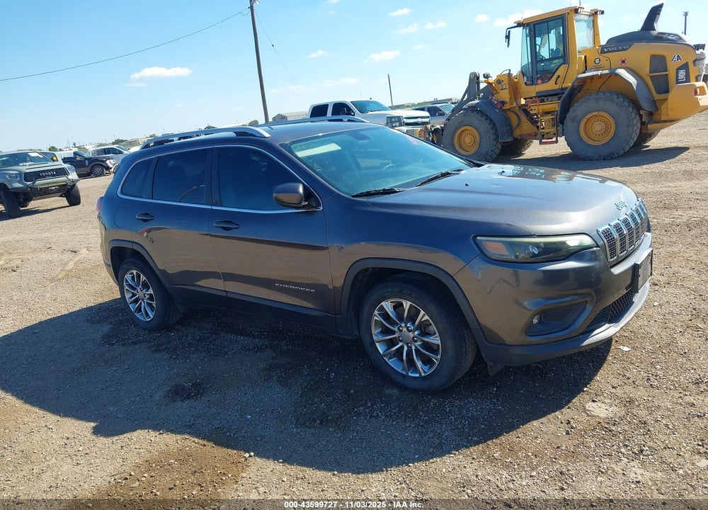 2019 CHEROKEE JEEP  LATITUDE PLUS FWD VIN: 1C4PJLLB0KD165097