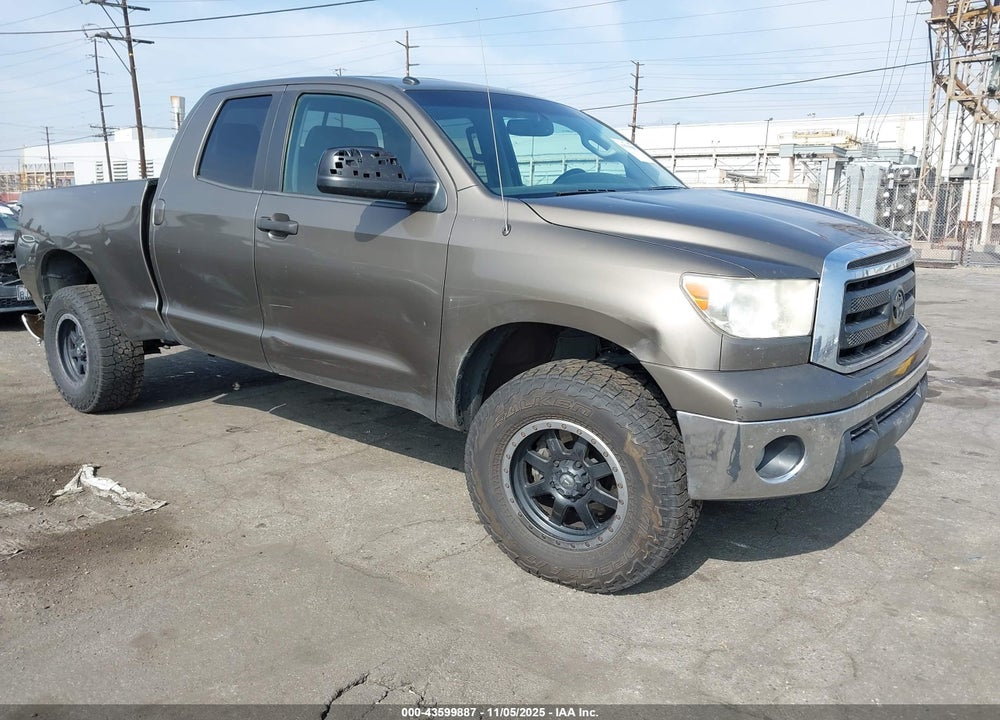 2013 TOYOTA TUNDRA GRADE 5.7L V8 VIN: 5TFUY5F11DX303146