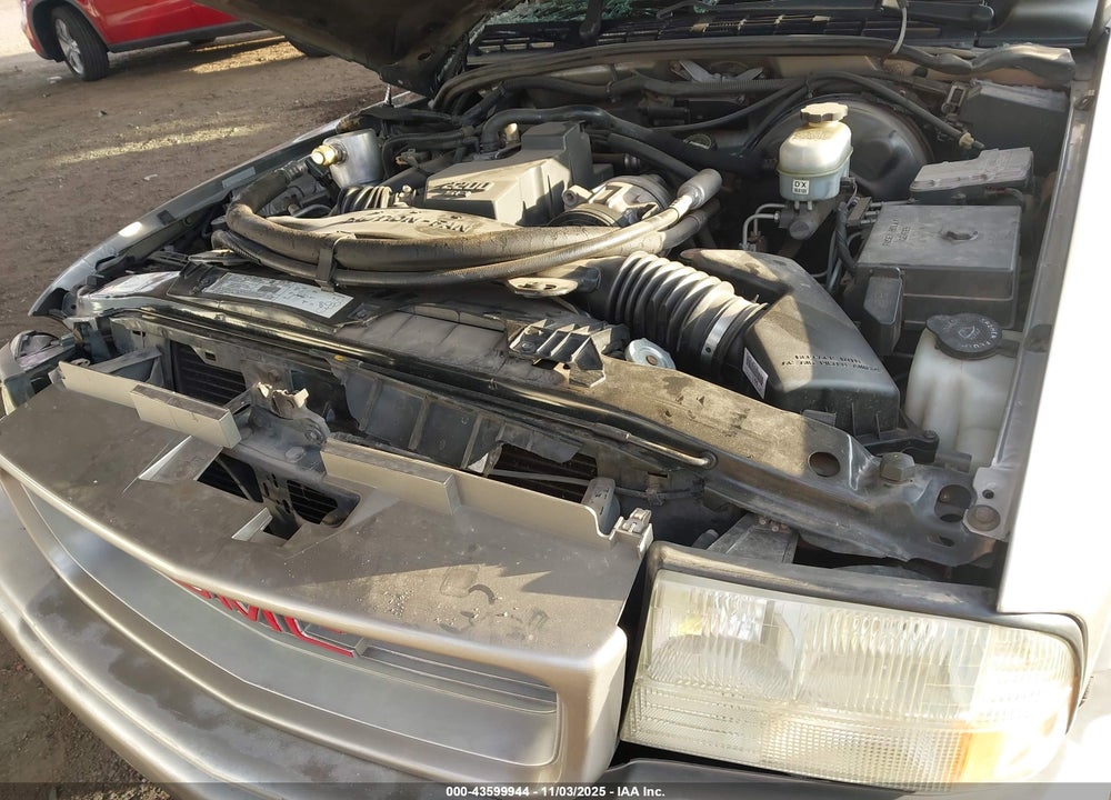 2001 GMC SONOMA SLS VIN: 1GTCS195818245157