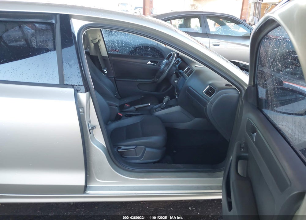 2012 VOLKSWAGEN JETTA 2.5L SE VIN: 3VWDP7AJ9CM455702