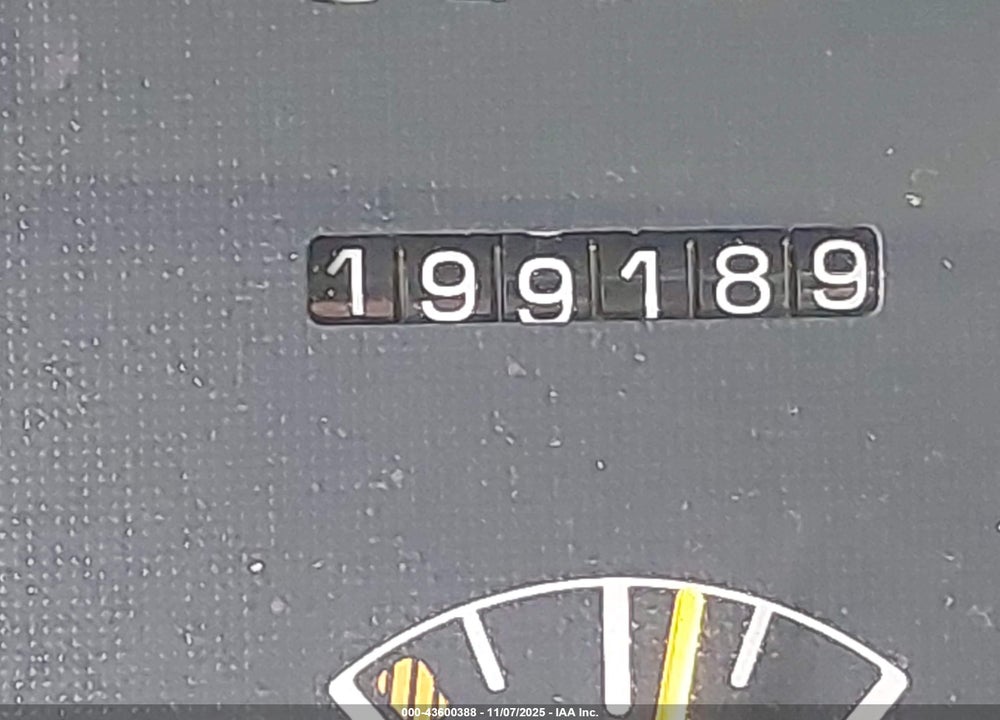 1999 PONTIAC BONNEVILLE SE VIN: 1G2HX52K9XH223681