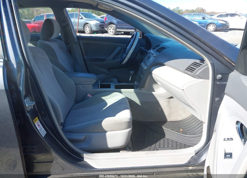 2011 TOYOTA CAMRY LE VIN: 4T1BF3EK2BU705411