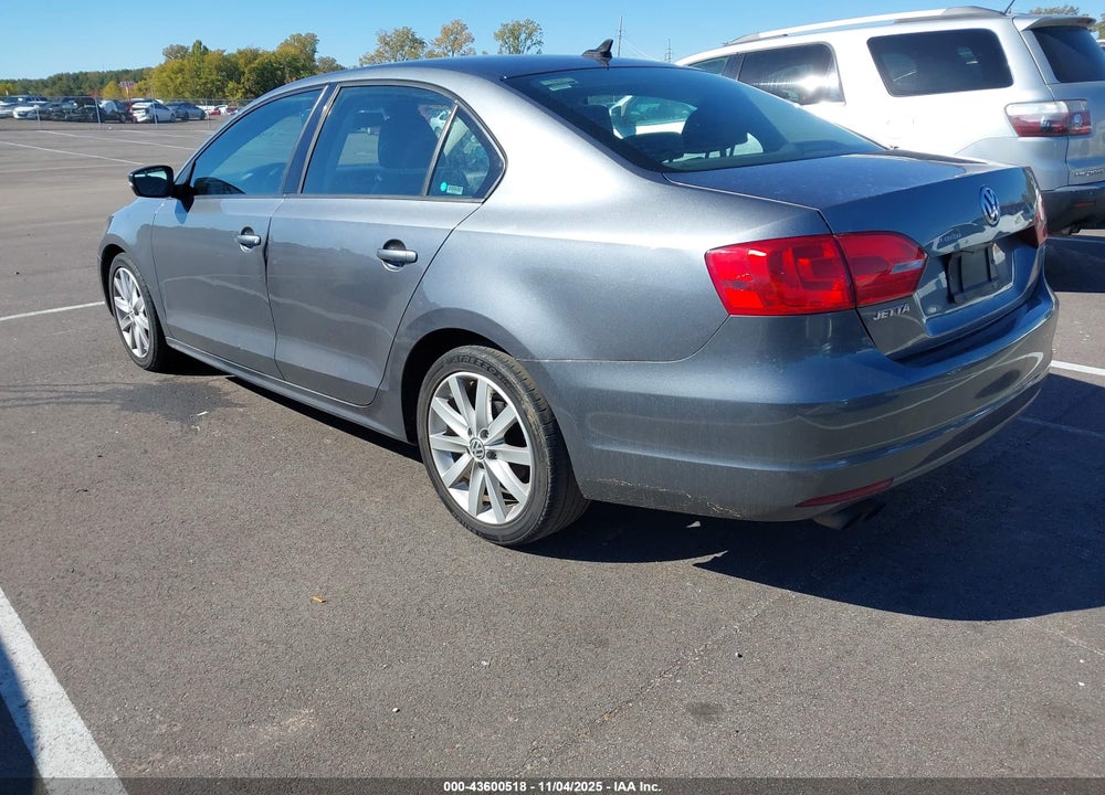 2014 VOLKSWAGEN JETTA VIN: 3VWD17AJ0EM246966
