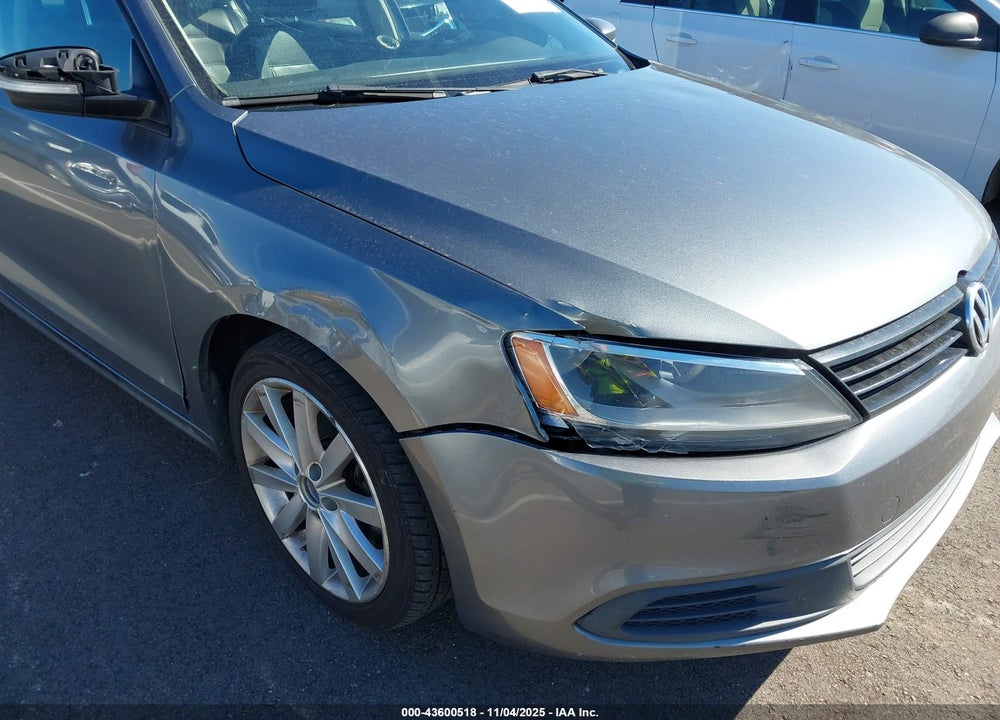 2014 VOLKSWAGEN JETTA VIN: 3VWD17AJ0EM246966