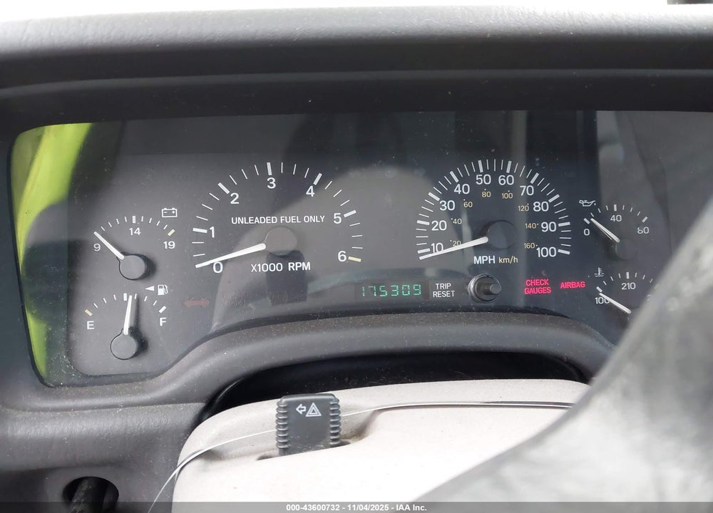 1998 JEEP CHEROKEE CLASSIC/LIMITED/SPORT VIN: 1J4FJ68S3WL148094