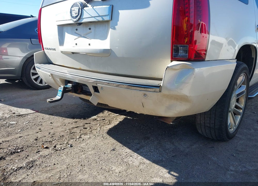2007 CADILLAC ESCALADE STANDARD VIN: 1GYFK638X7R189054
