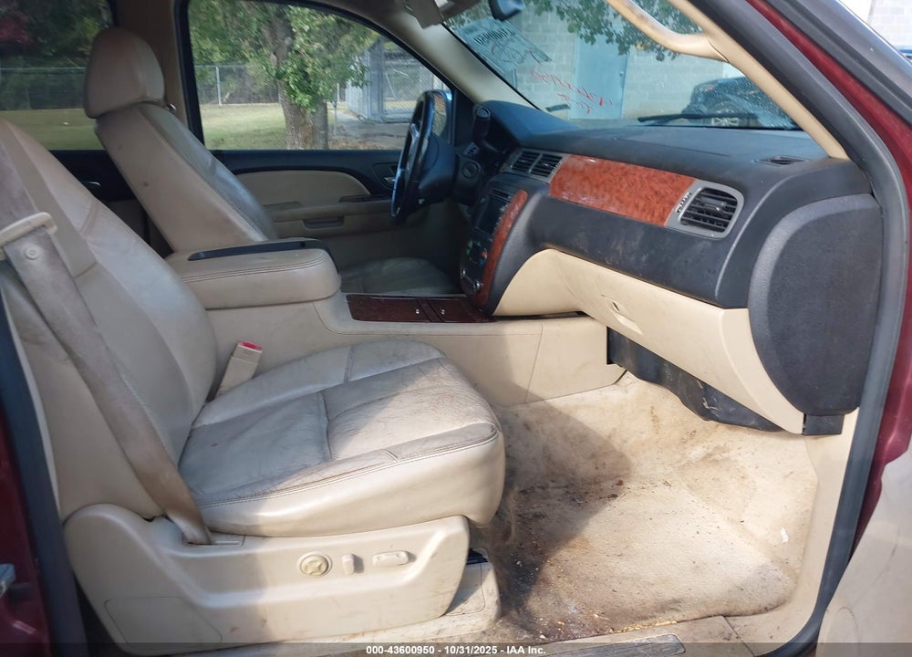 2008 CHEVROLET SUBURBAN 1500 LTZ VIN: 1GNFK16358J218377