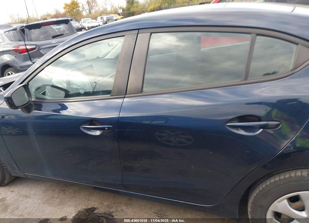 2018 MAZDA 3 VIN: 3MZBN1U73JM233938