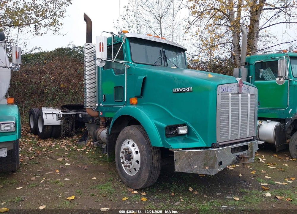 2009 KENWORTH CONSTRUCTION T800 VIN: 1XKDP40X99R245765