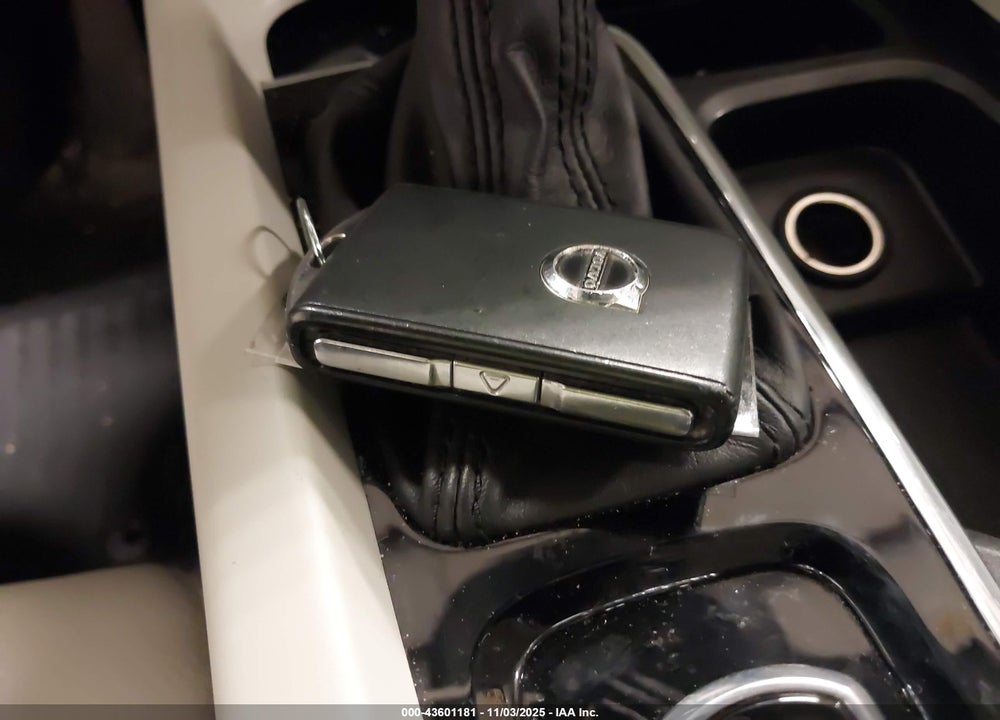 2019 VOLVO S60 MOMENTUM VIN: 7JRA22TK7KG004078