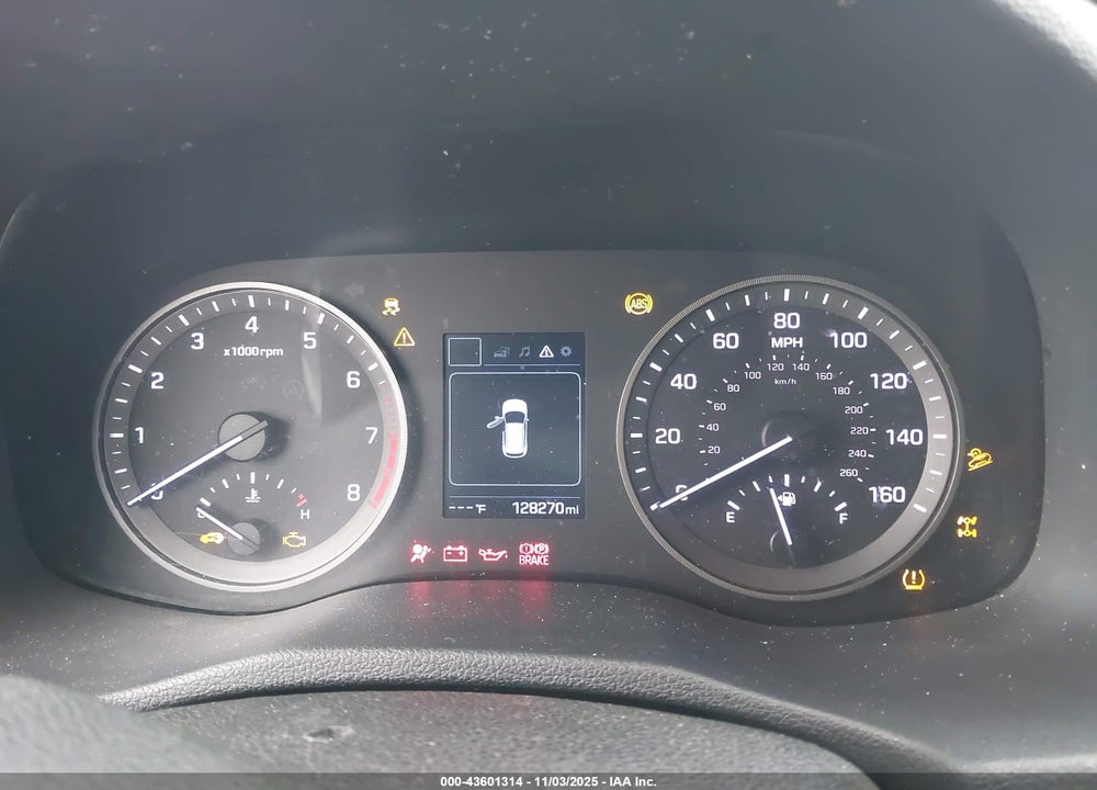 2017 HYUNDAI TUCSON SPORT VIN: KM8J3CA28HU403950