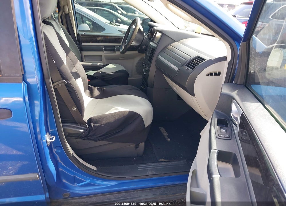 2010 DODGE GRAND CARAVAN SXT VIN: 2D4RN5D16AR219399