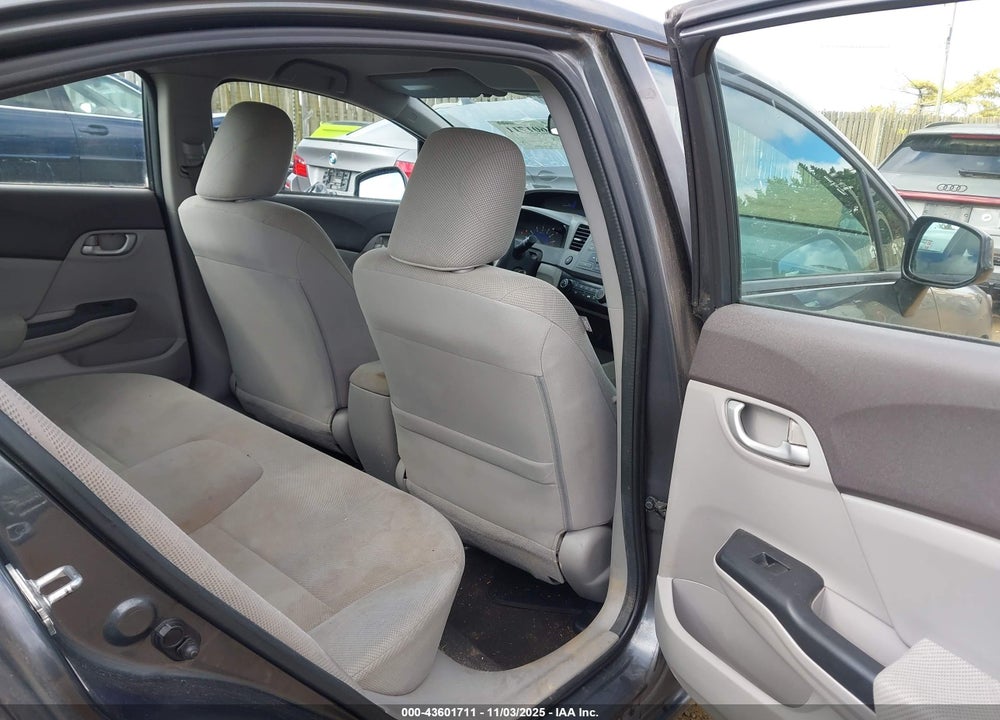 2012 HONDA CIVIC HF VIN: 2HGFB2F66CH553992