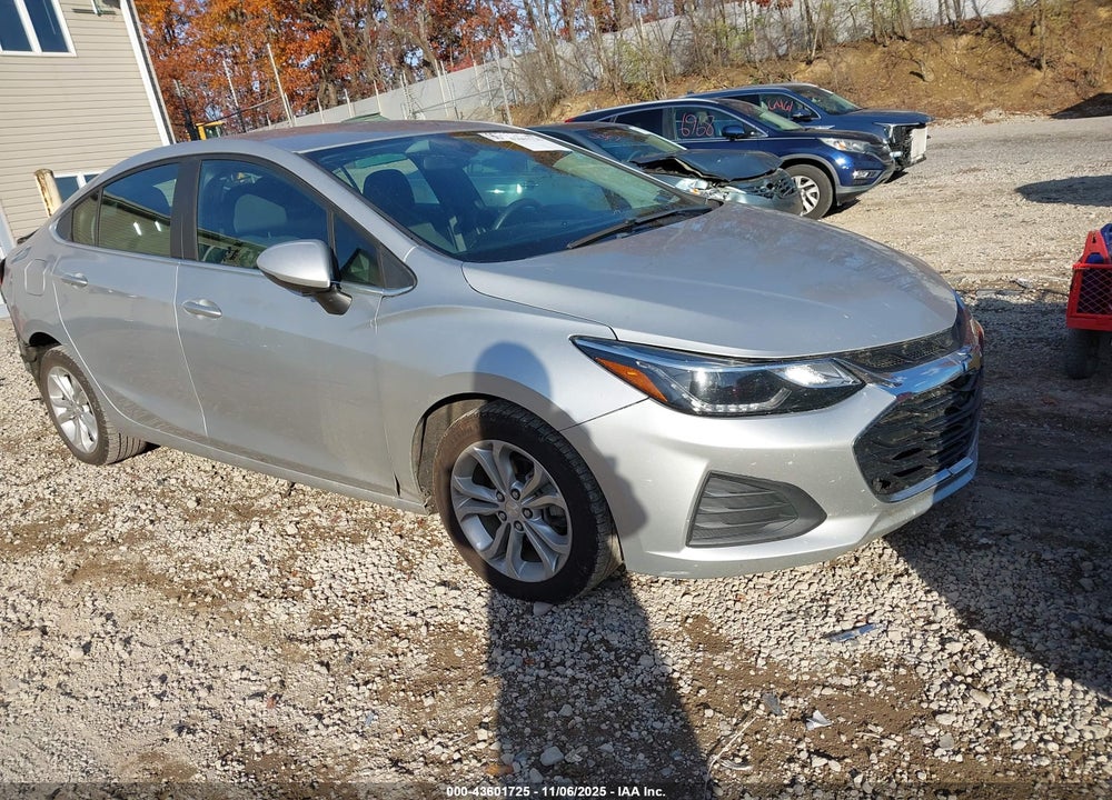 2019 CHEVROLET CRUZE LT VIN: 1G1BE5SM8K7144258