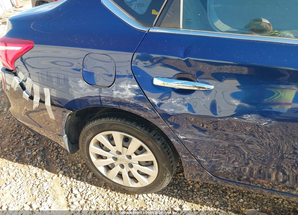 2017 NISSAN SENTRA VIN: 3N1AB7AP4HY231555