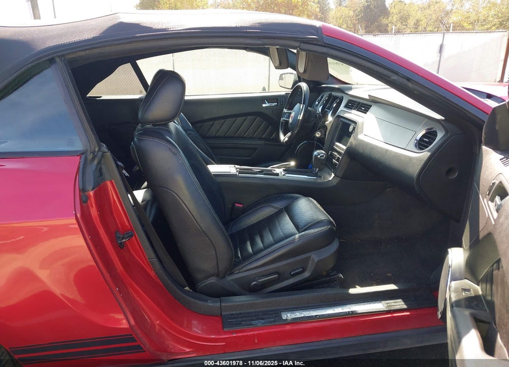 2011 FORD MUSTANG V6 PREMIUM VIN: 1ZVBP8EM0B5102786