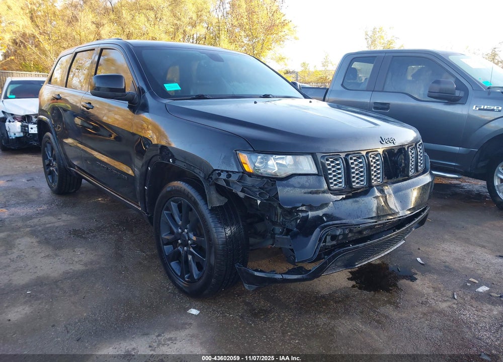 2017 JEEP GRAND CHEROKEE ALTITUDE 4X4 VIN: 1C4RJFAG2HC783657