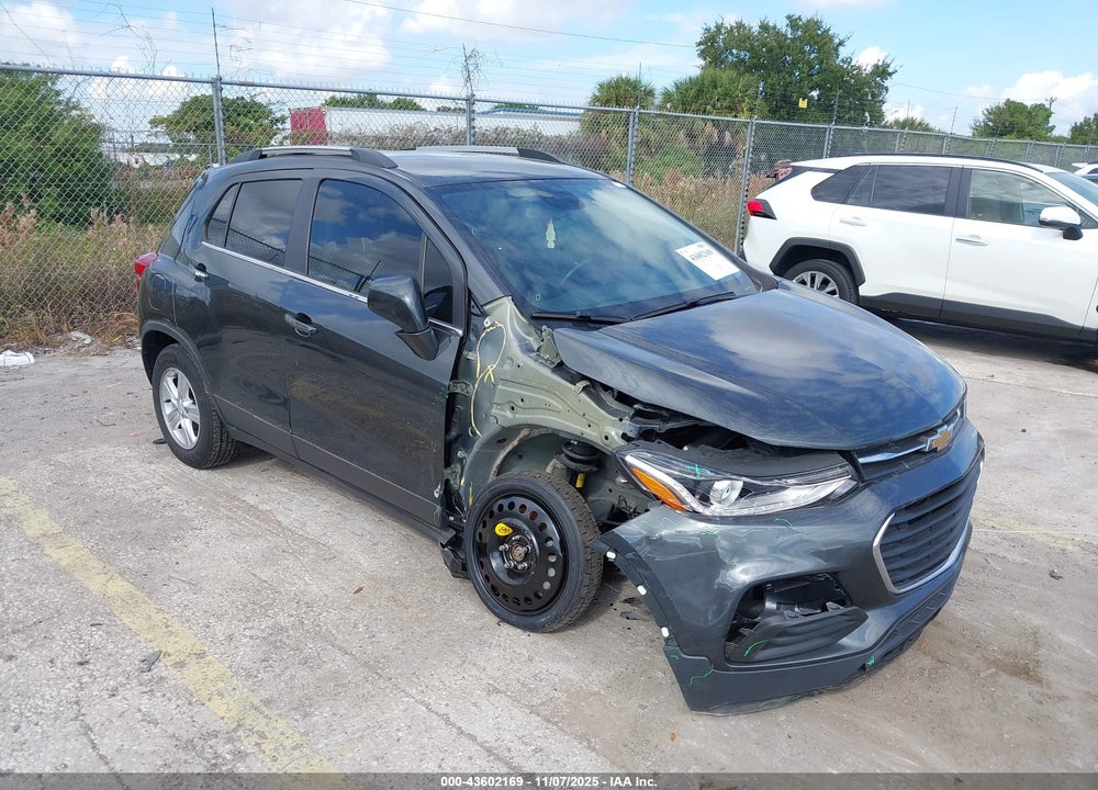 2020 CHEVROLET TRAX FWD LT VIN: 3GNCJLSB8LL269629