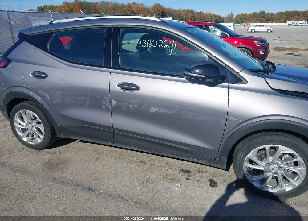 2023 CHEVROLET BOLT EUV FWD LT VIN: 1G1FY6S06P4200024
