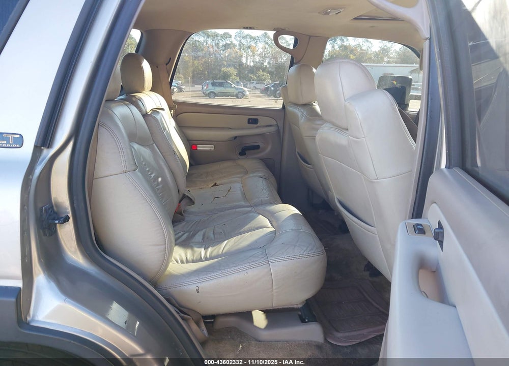 2002 CHEVROLET TAHOE LT VIN: 1GNEK13ZX2R117803