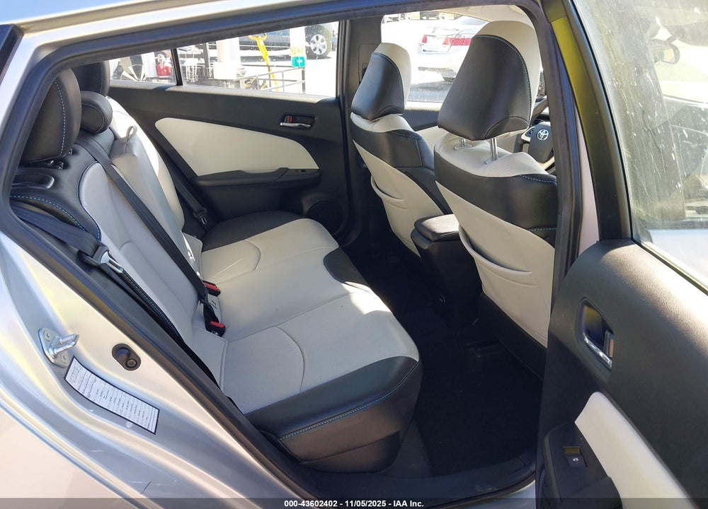 2017 TOYOTA PRIUS TWO VIN: JTDKBRFU2H3038552