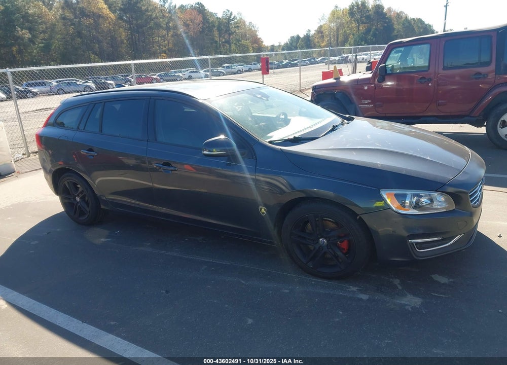 2015 VOLVO V60 VIN: YV140MEK9F1262213