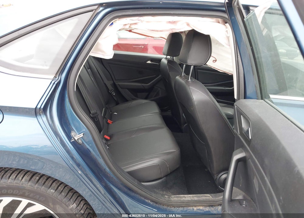 2020 VOLKSWAGEN JETTA VIN: 3VWEB7BU8LM056856