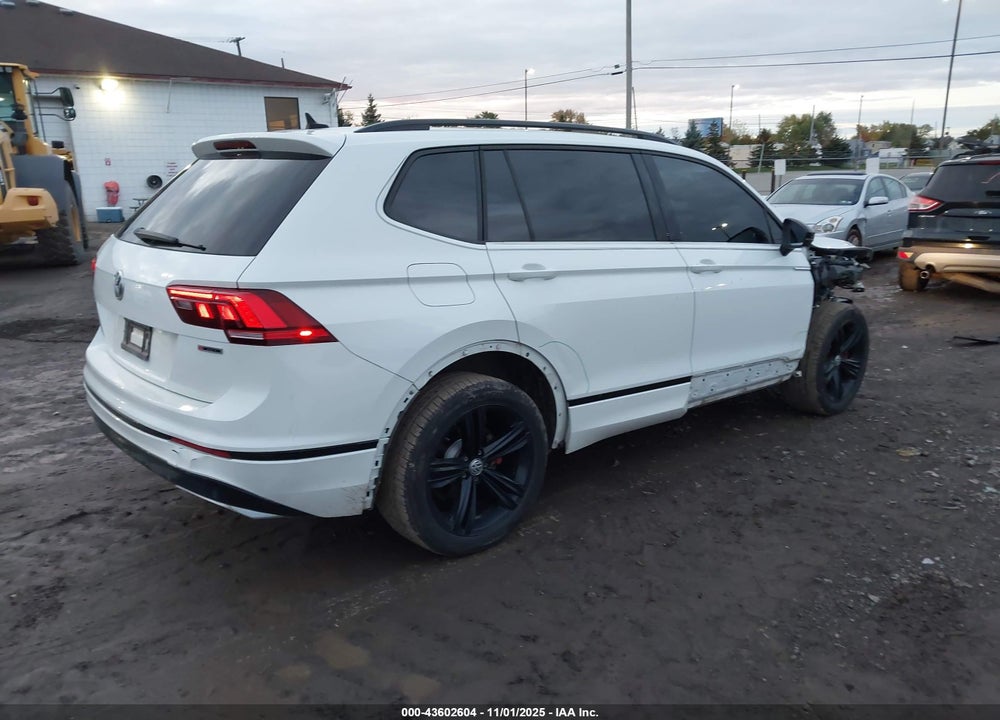 2019 VOLKSWAGEN TIGUAN 2.0T SE/2.0T SEL/2.0T SEL R-LINE/2.0T SEL R-LINE BLACK VIN: 3VV2B7AX0KM092820