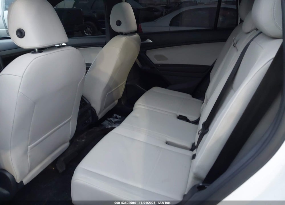 2019 VOLKSWAGEN TIGUAN 2.0T SE/2.0T SEL/2.0T SEL R-LINE/2.0T SEL R-LINE BLACK VIN: 3VV2B7AX0KM092820