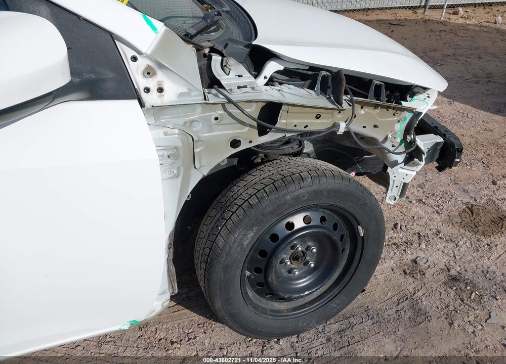 2019 TOYOTA COROLLA LE VIN: 5YFBURHE7KP897909