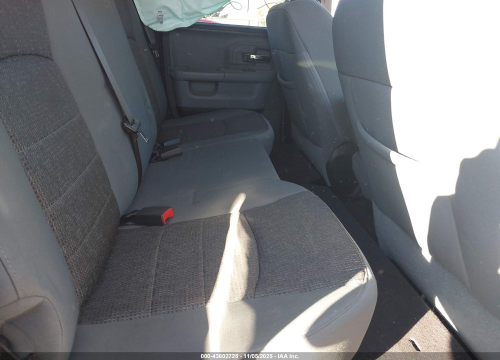 2013 RAM 1500 BIG HORN VIN: 1C6RR7GT0DS548460