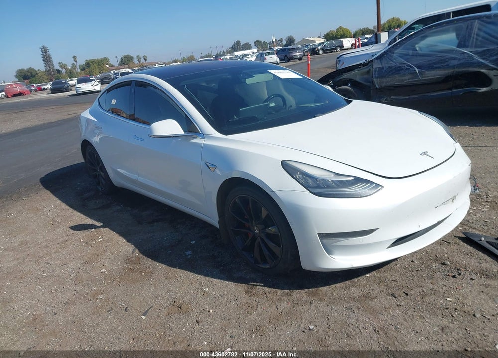 2018 TESLA MODEL 3 LONG RANGE/MID RANGE VIN: 5YJ3E1EA2JF164682