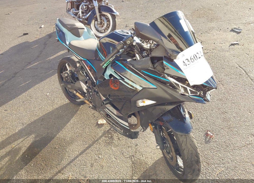 2020 KAWASAKI EX400 VIN: JKAEXKG14LDA65391