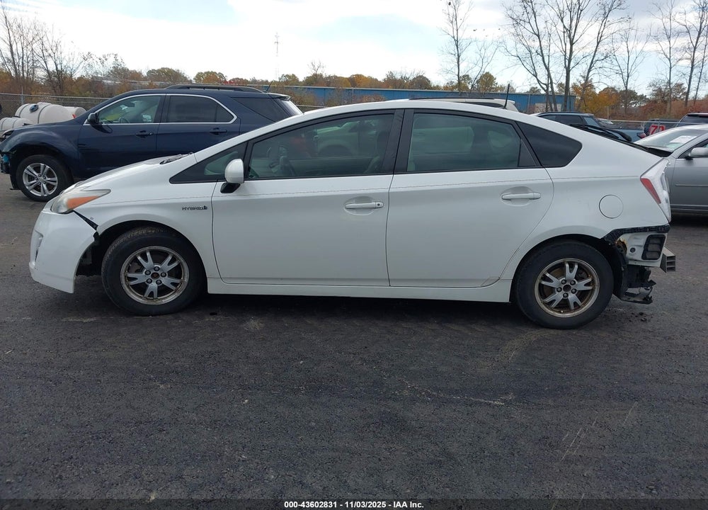 2011 TOYOTA PRIUS THREE VIN: JTDKN3DU9B5296196