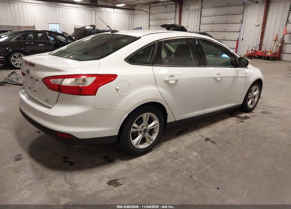 2014 FORD FOCUS SE VIN: 1FADP3F24EL237349