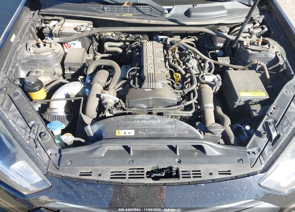 2013 HYUNDAI GENESIS VIN: KMHHT6KD0DU102826