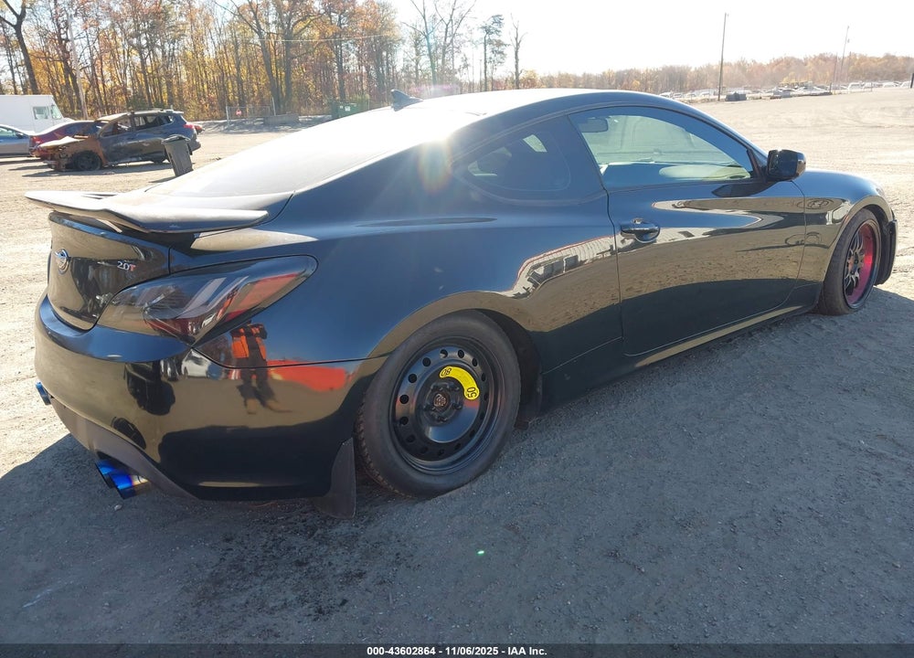 2013 HYUNDAI GENESIS VIN: KMHHT6KD0DU102826