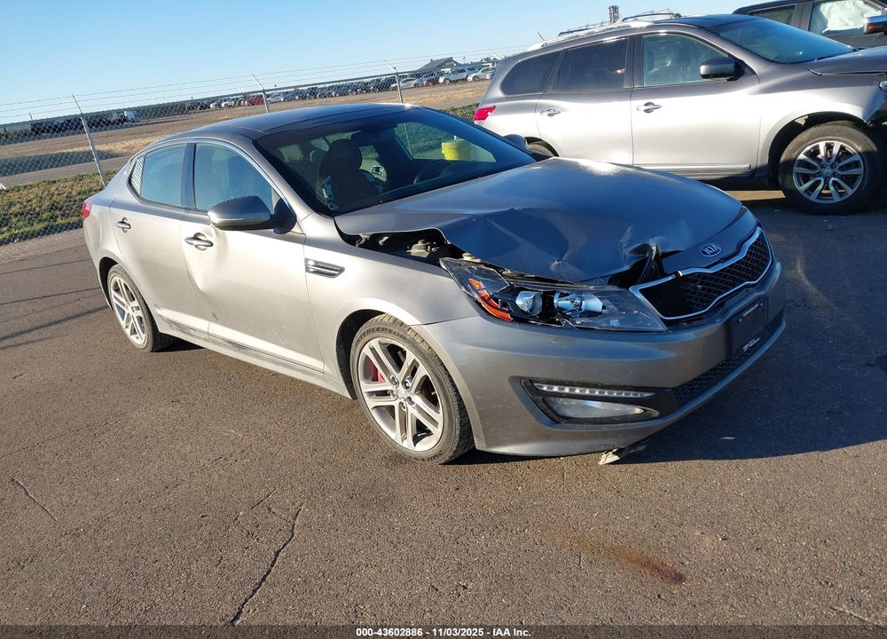 2013 KIA OPTIMA SX VIN: 5XXGR4A69DG105817
