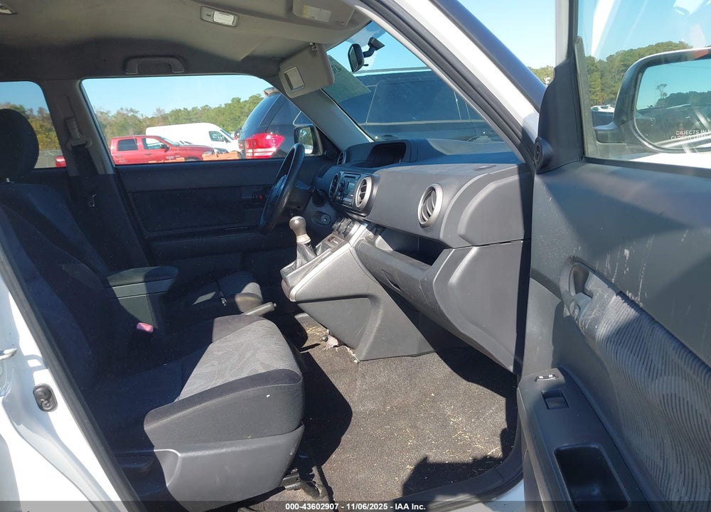 2012 SCION XB VIN: JTLZE4FE4C1144124