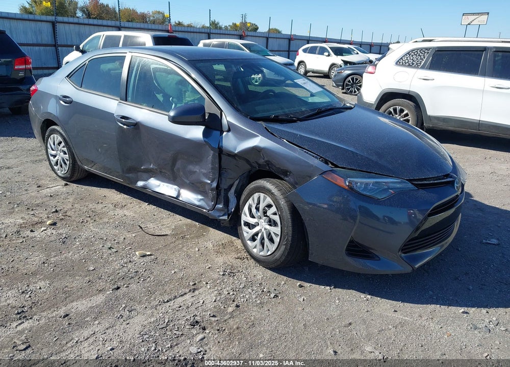 2017 TOYOTA COROLLA LE VIN: 5YFBURHE6HP696608