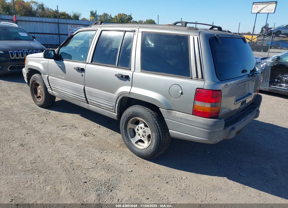 1998 JEEP GRAND CHEROKEE LAREDO VIN: 1J4FX58S9WC304258