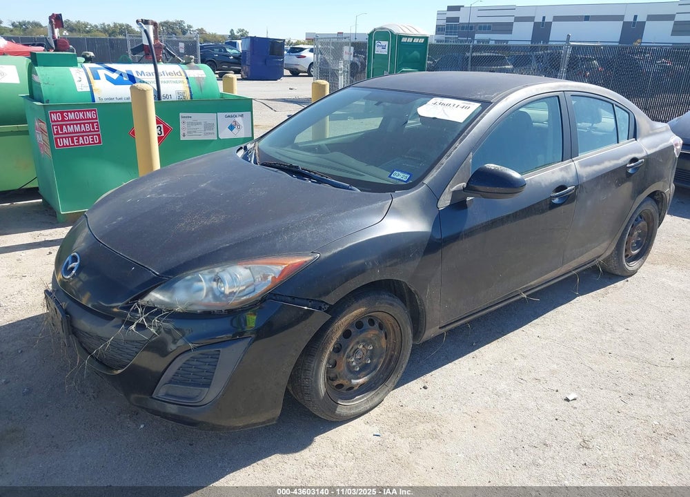 2011 MAZDA 3 I SPORT VIN: JM1BL1UF2B1457586